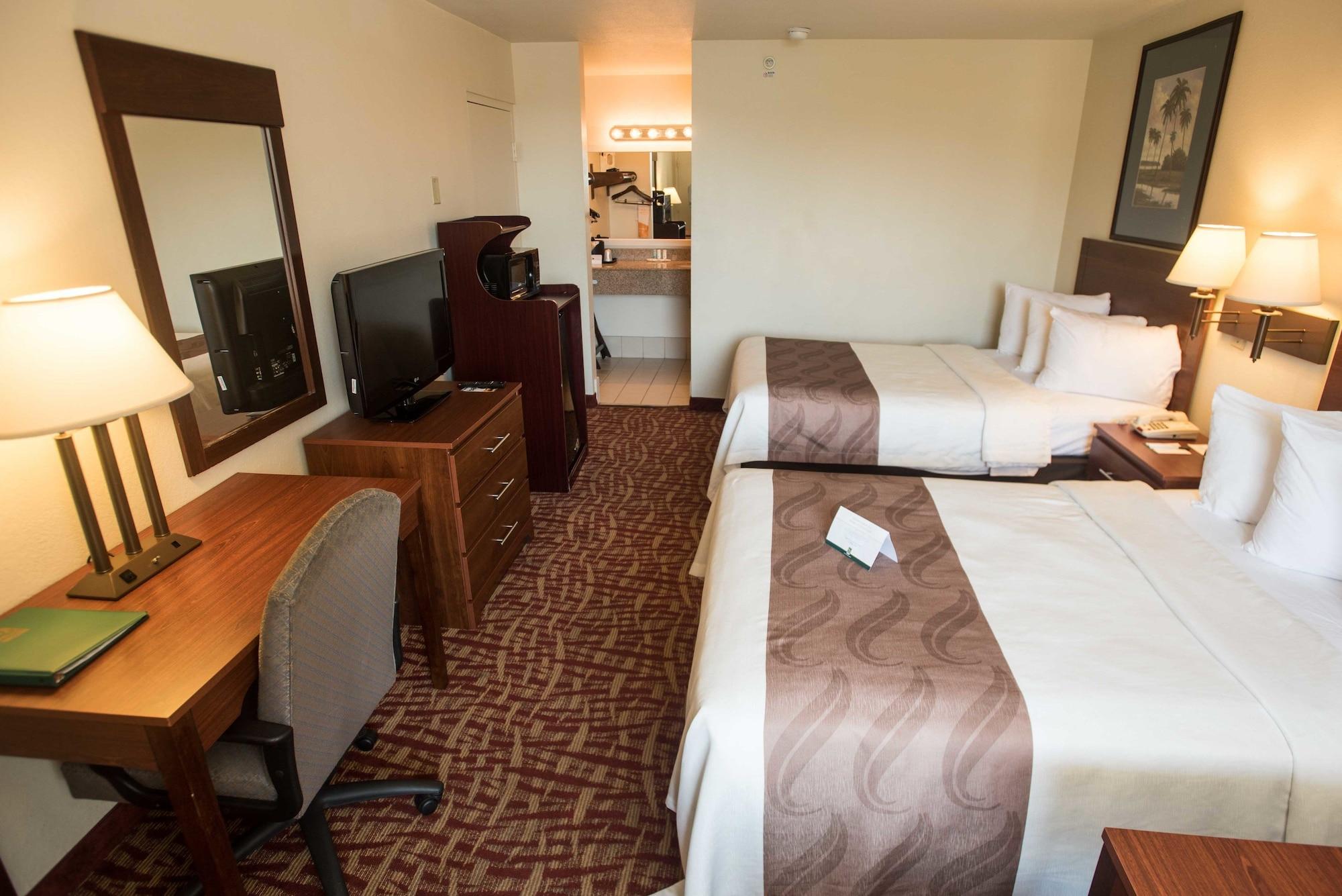 Quality Inn At Town Center Beaufort Eksteriør billede