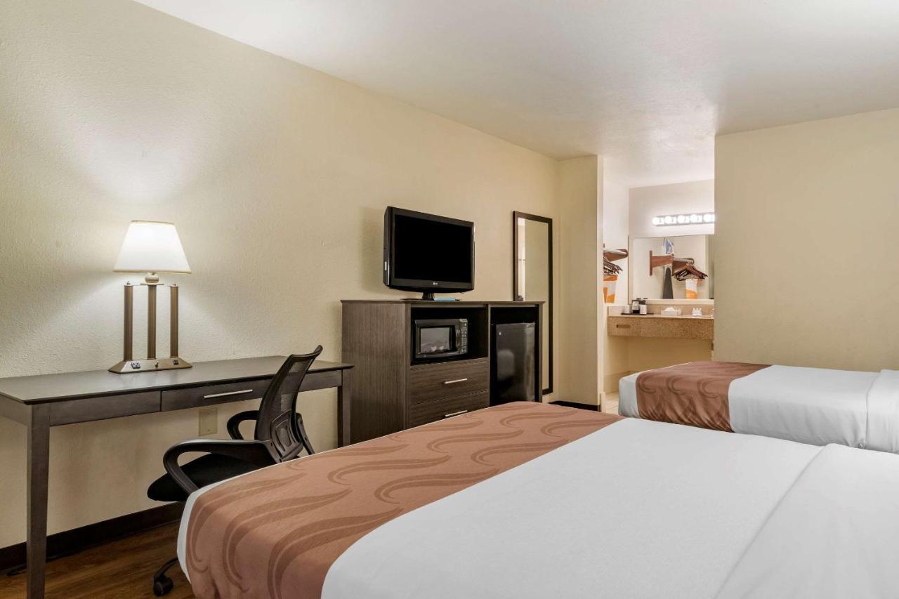 Quality Inn At Town Center Beaufort Eksteriør billede