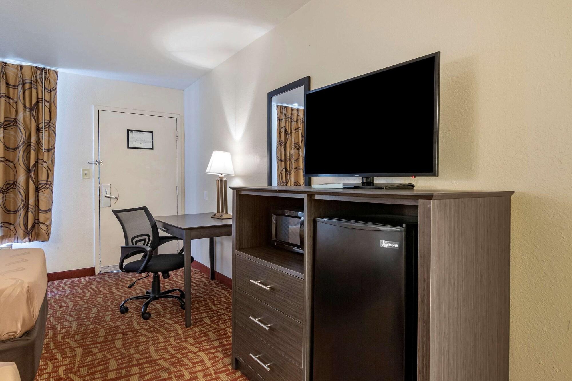 Quality Inn At Town Center Beaufort Eksteriør billede