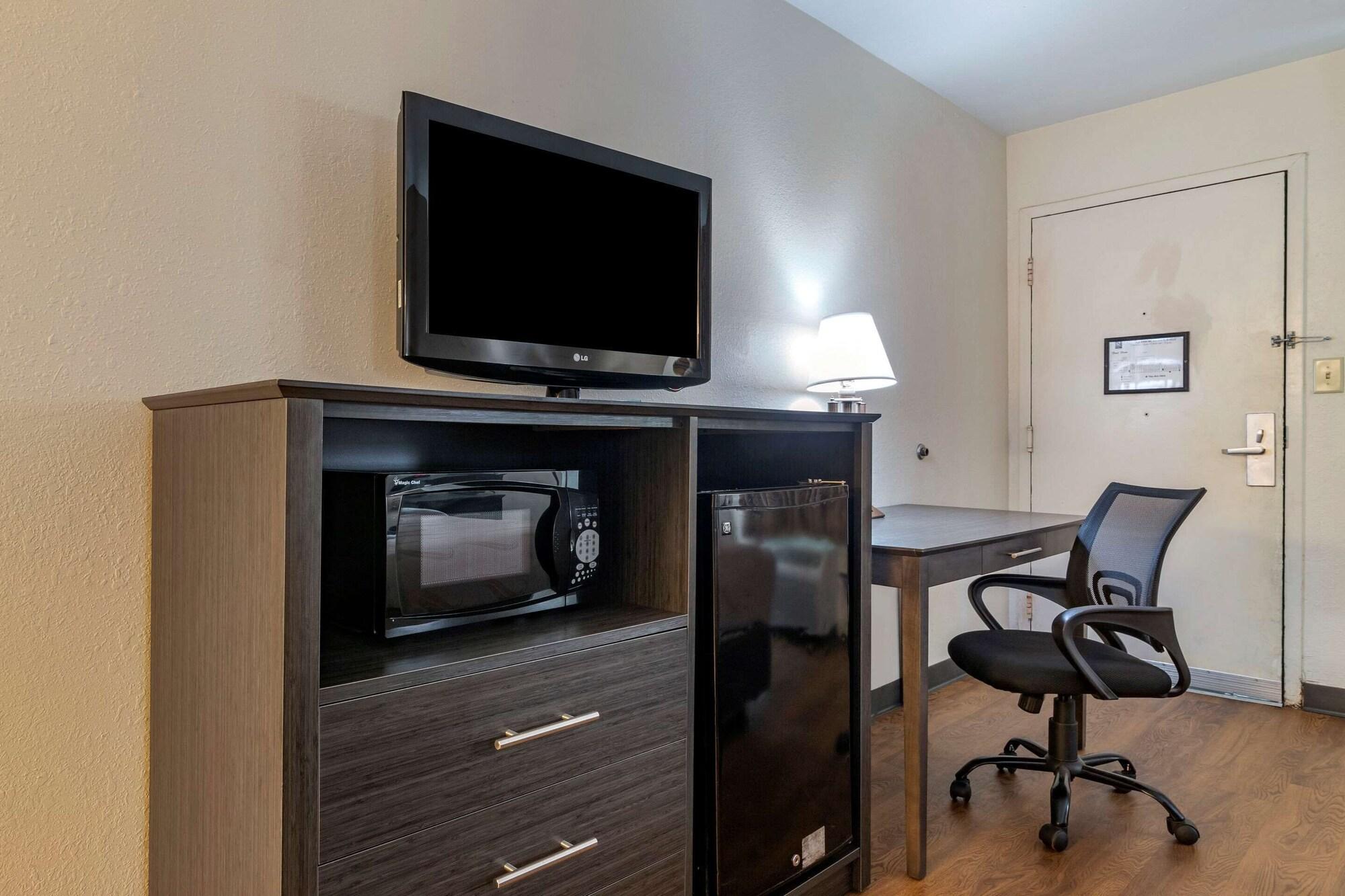 Quality Inn At Town Center Beaufort Eksteriør billede