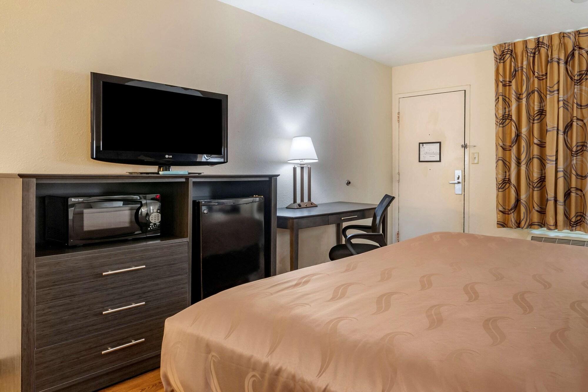 Quality Inn At Town Center Beaufort Eksteriør billede