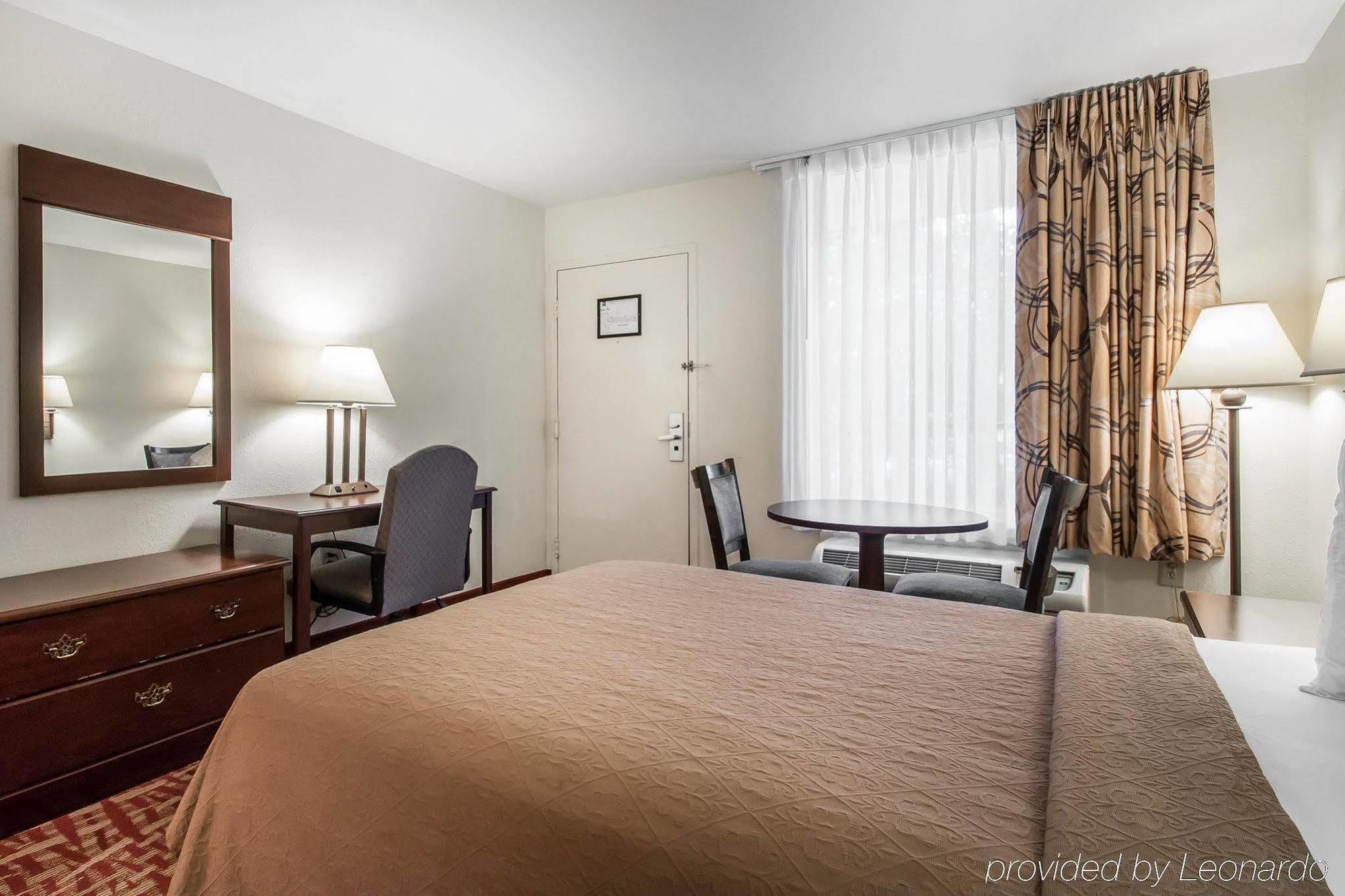Quality Inn At Town Center Beaufort Eksteriør billede