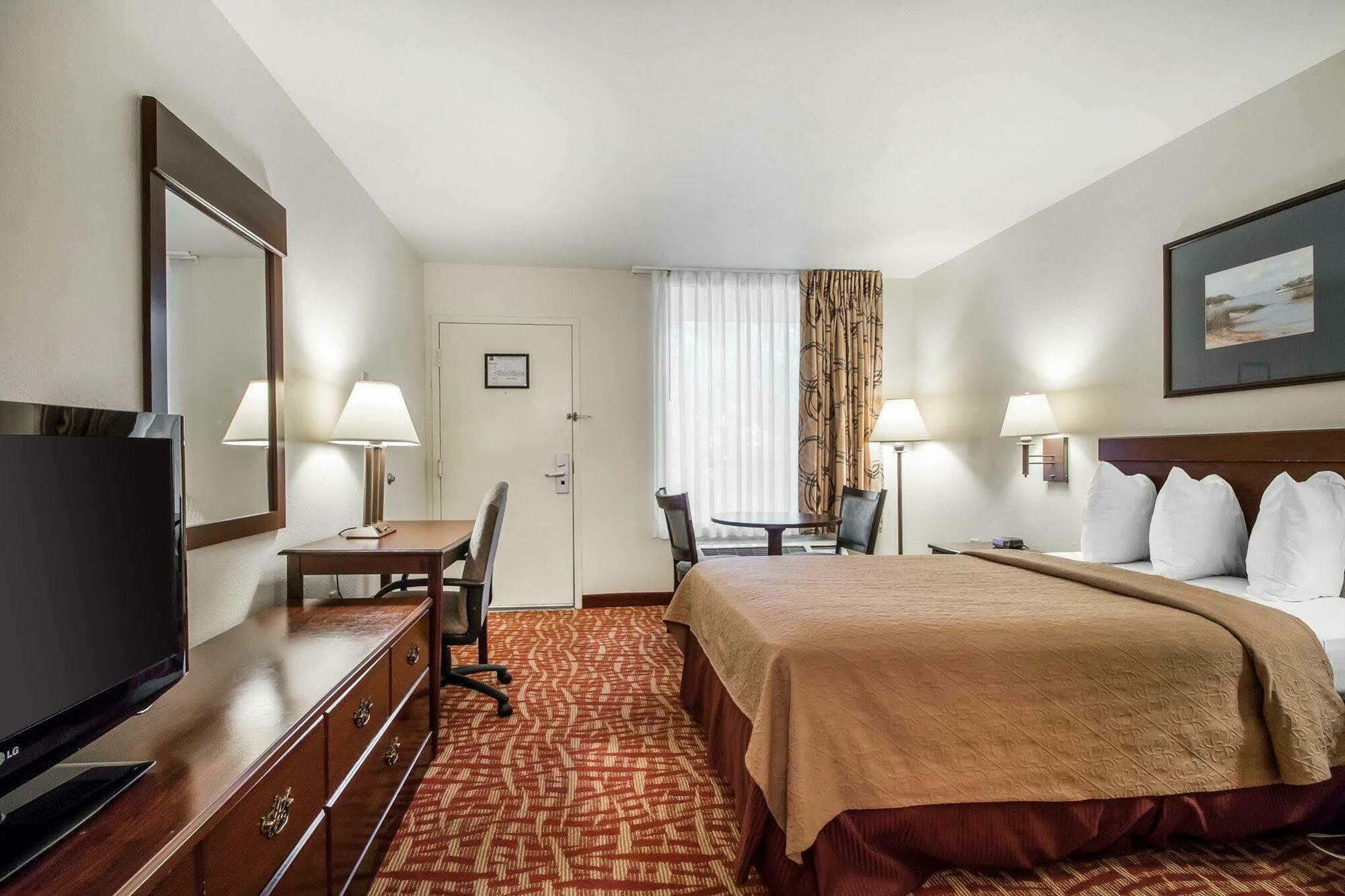 Quality Inn At Town Center Beaufort Eksteriør billede