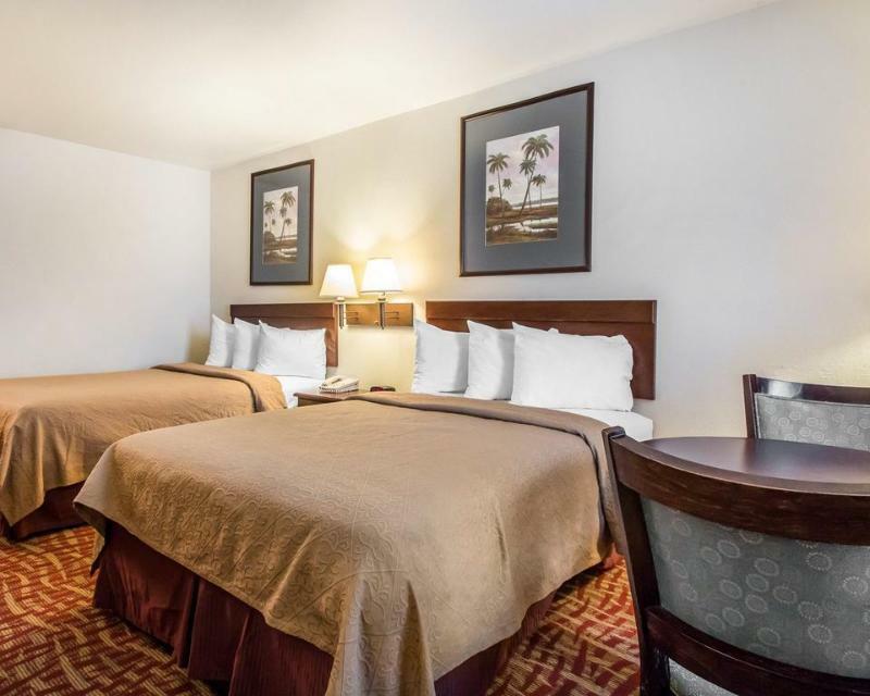 Quality Inn At Town Center Beaufort Eksteriør billede